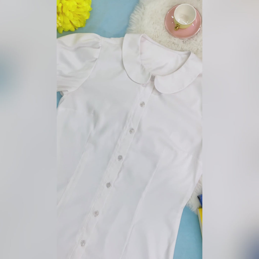 Short video advertising the Lolita Blouse. Text throughout the video's duration highlight features of the pattern. Various models pose in different variations of the blouse.